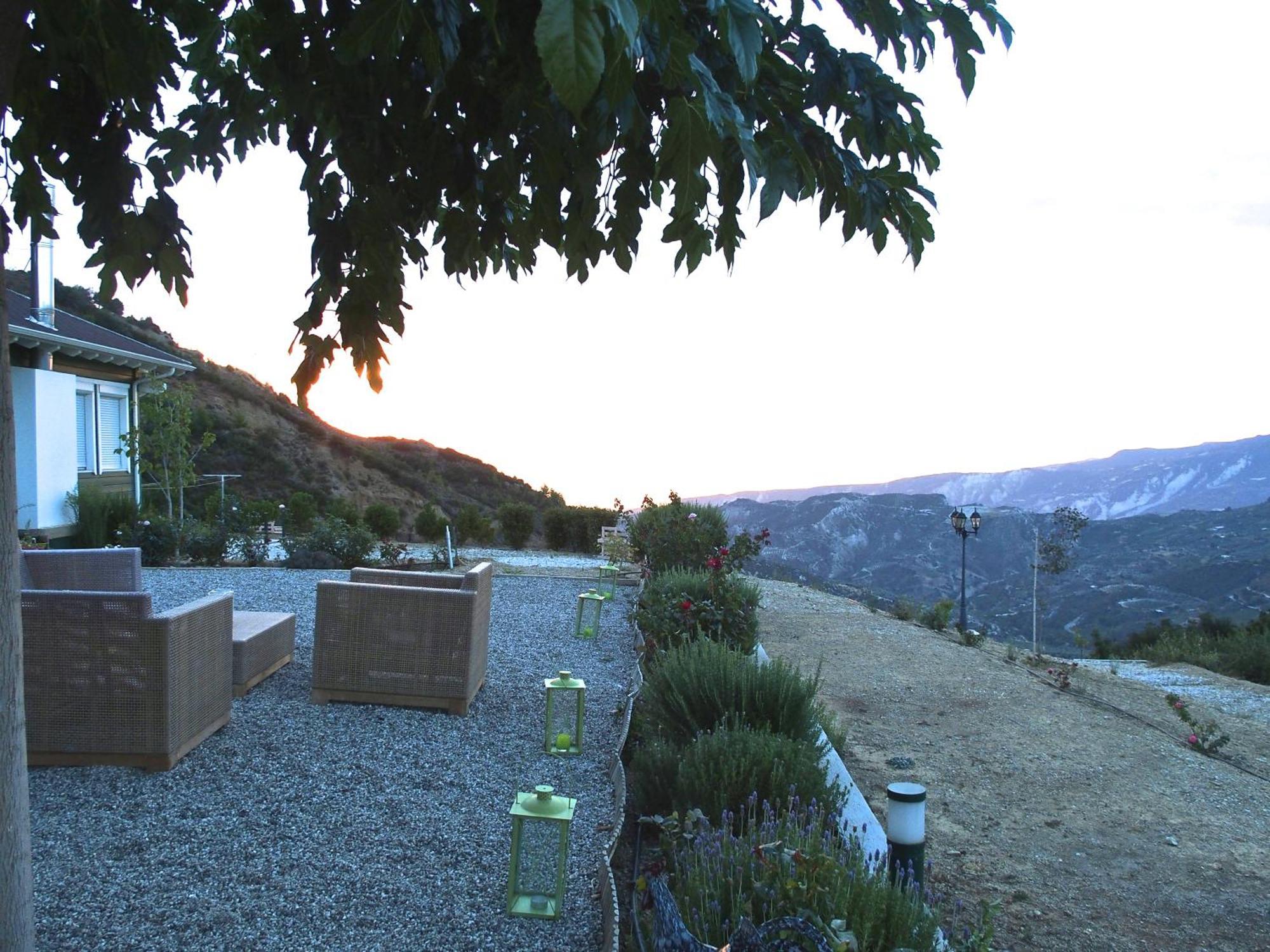 ホテル Ktima Noosfera Wellness & Retreat Center Karya エクステリア 写真