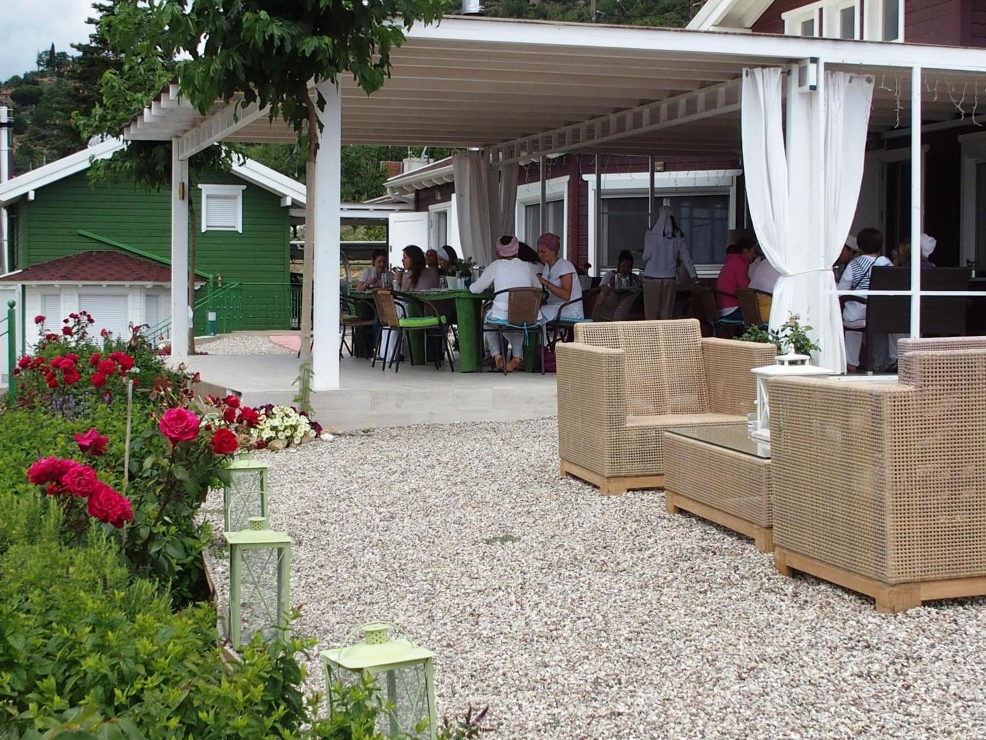 ホテル Ktima Noosfera Wellness & Retreat Center Karya エクステリア 写真