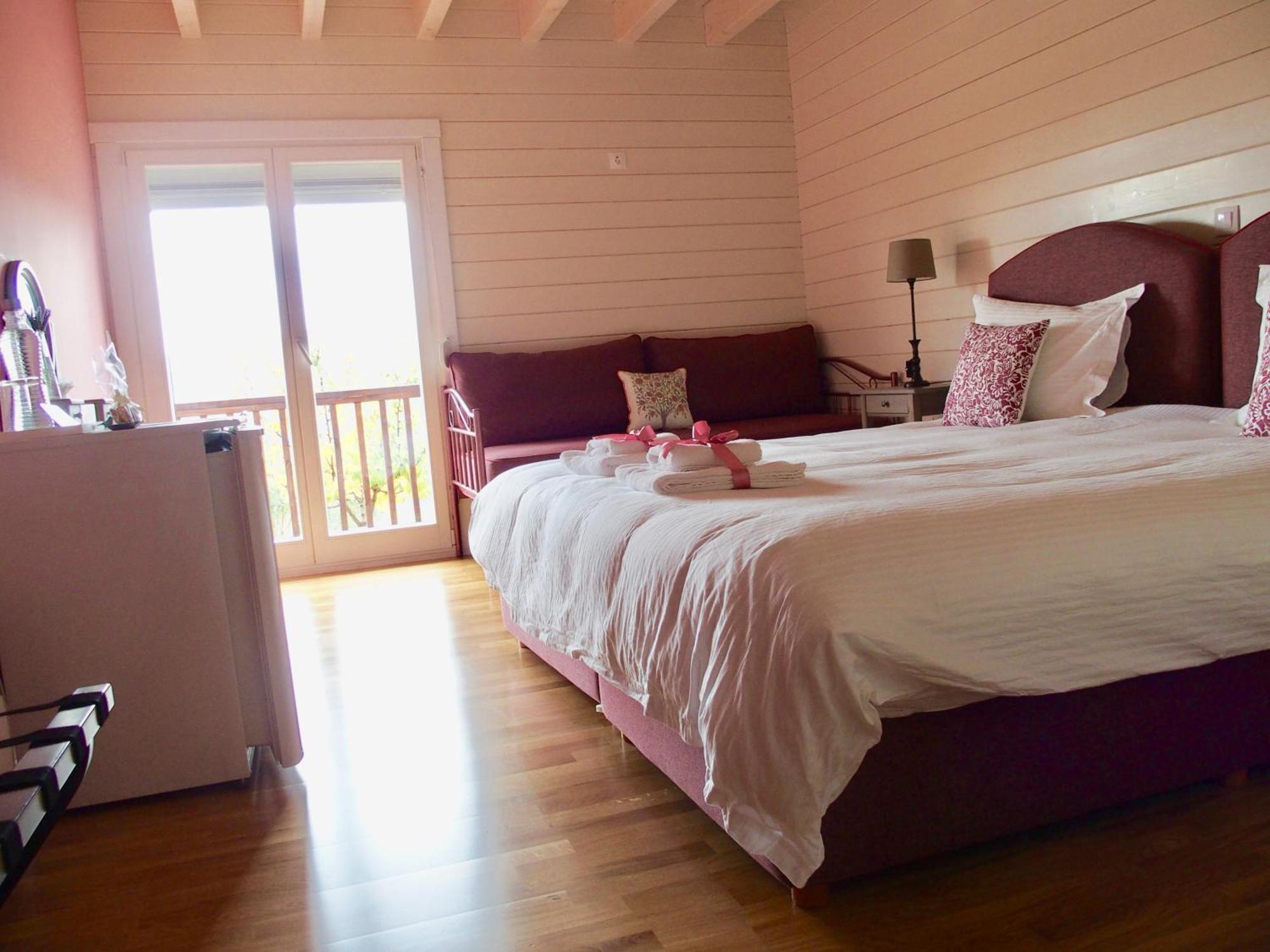 ホテル Ktima Noosfera Wellness & Retreat Center Karya エクステリア 写真